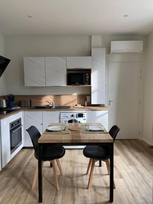 בריב-לה-גייארד Appartement Hypercentre 100% Equipe *Clim* מראה חיצוני תמונה